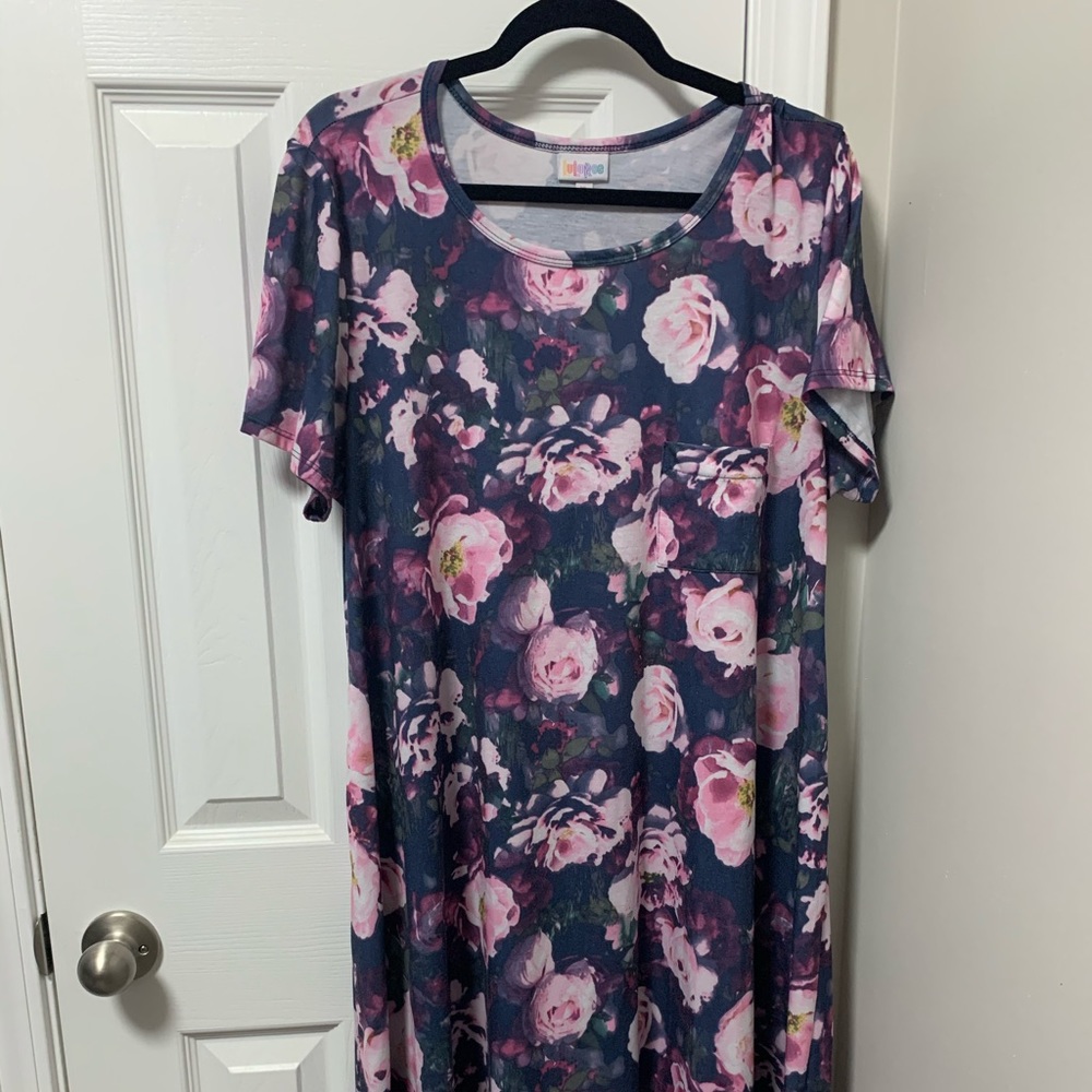 LuLaRoe Carly